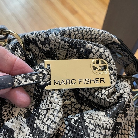 Marc Fisher Bag & Boots - Picture 11 of 15